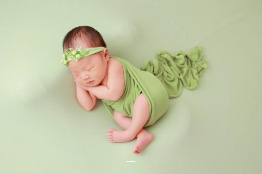 潮州宝宝趴着睡是积食吗 潮州宝宝趴着睡是积食吗